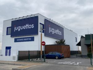 Juguettos inaugura tienda en el Polígono Industrial ‘El Palmetillo’ gracias a Bacaf Real Estate.