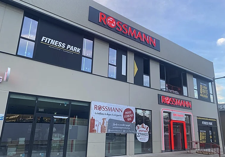 Rossman abre en Huelva en el barrio de San Antonio, gracias a Bacaf Real Estate.